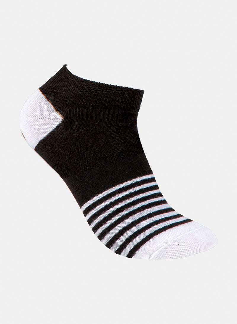 Odds Men's Pack of 3 Lycra Ankle Patterned Socks - Image 2